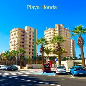 Miss Flora Playa Honda Apartment